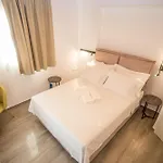 Liokambos Apartment *