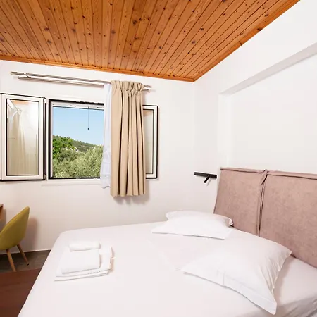 Liokambos Apartment